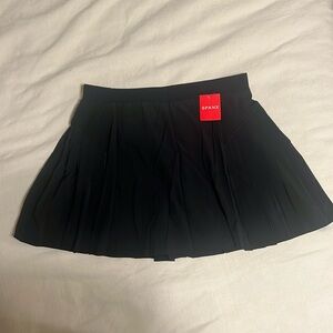 Spanx Get Moving Pleated Skirt